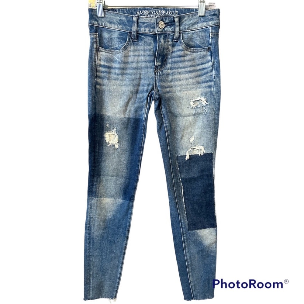 American Eagle Outfitters Jeans Size 2 Regular Skinny Patchy Jegging.